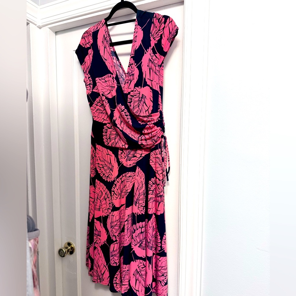 Maggy London Pink/Black V Neck Dress